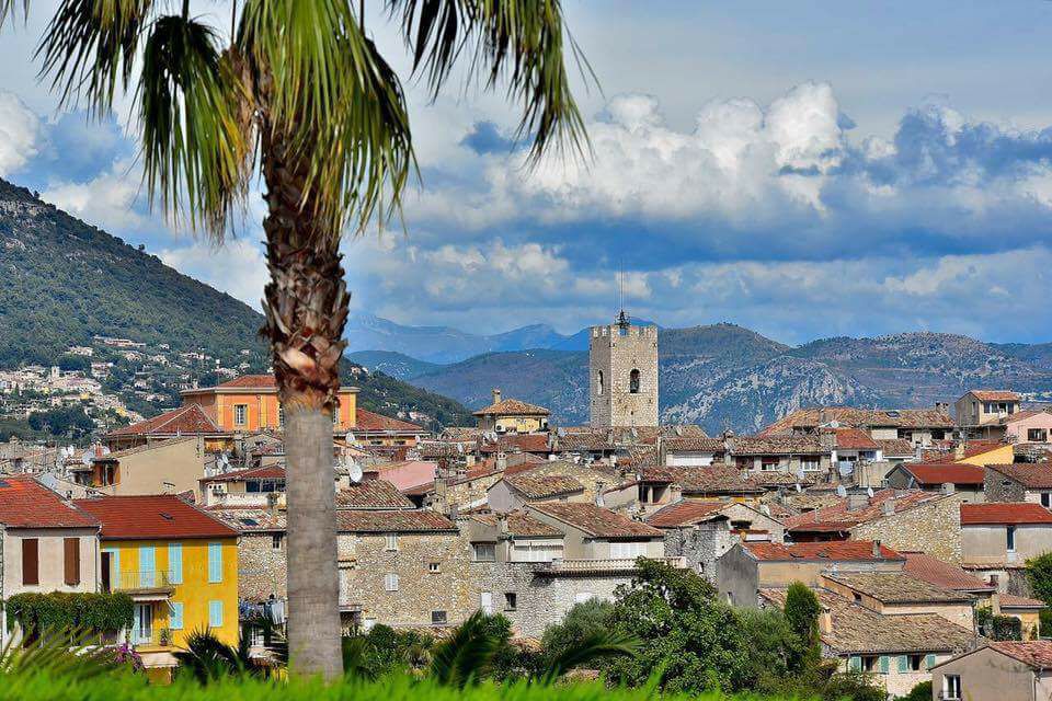 visitez Vence au départ de la maison de vacances