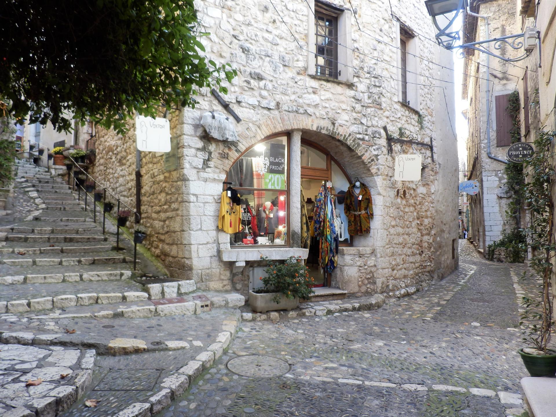 visitez Saint-Paul de Vence au départ de la maison de vacances