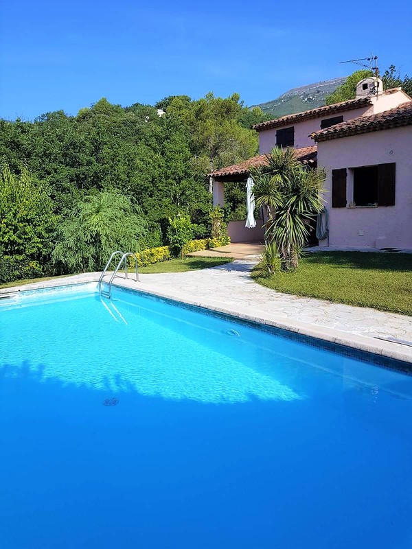 Piscine maison de vacances SINE TEMPORE VENCE