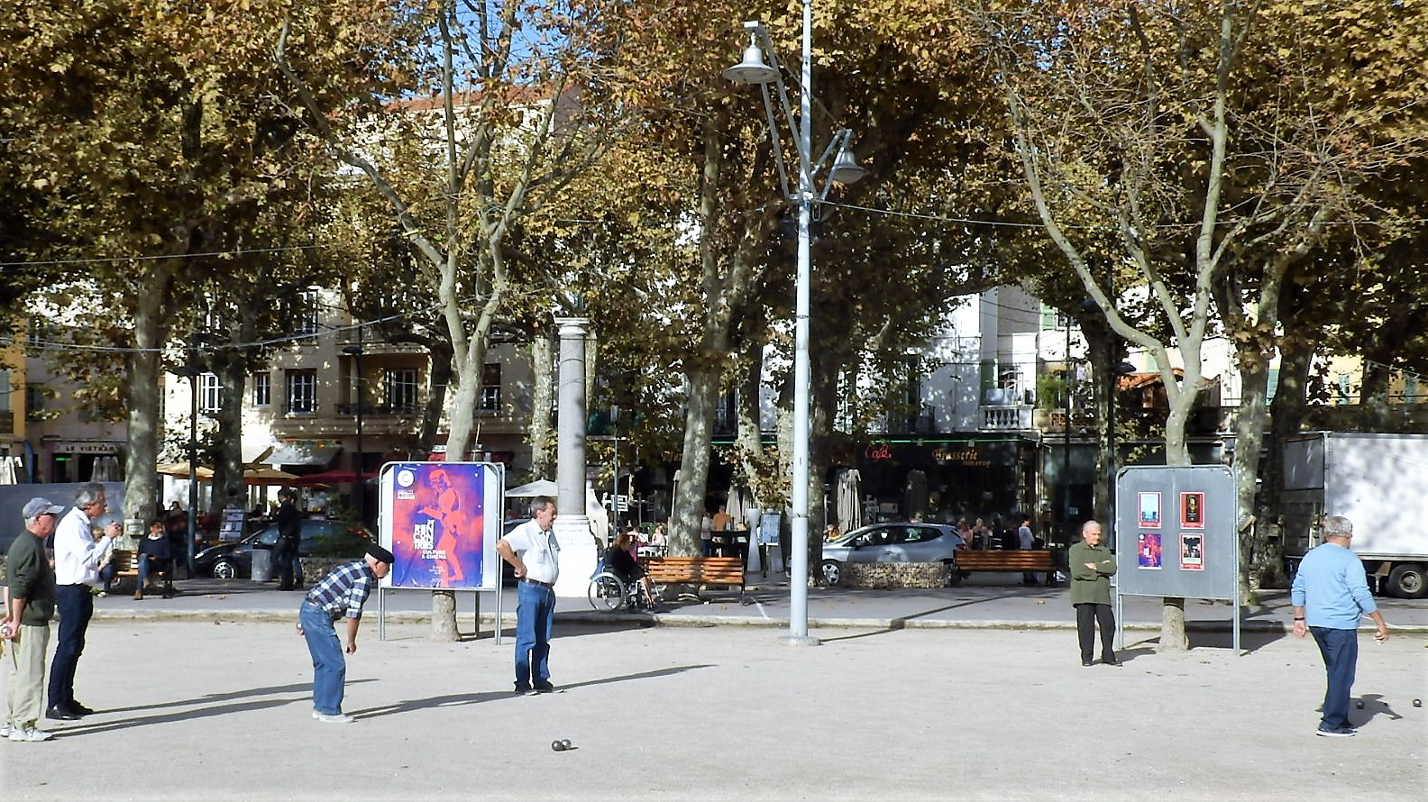 visitez Vence au départ de la maison de vacances