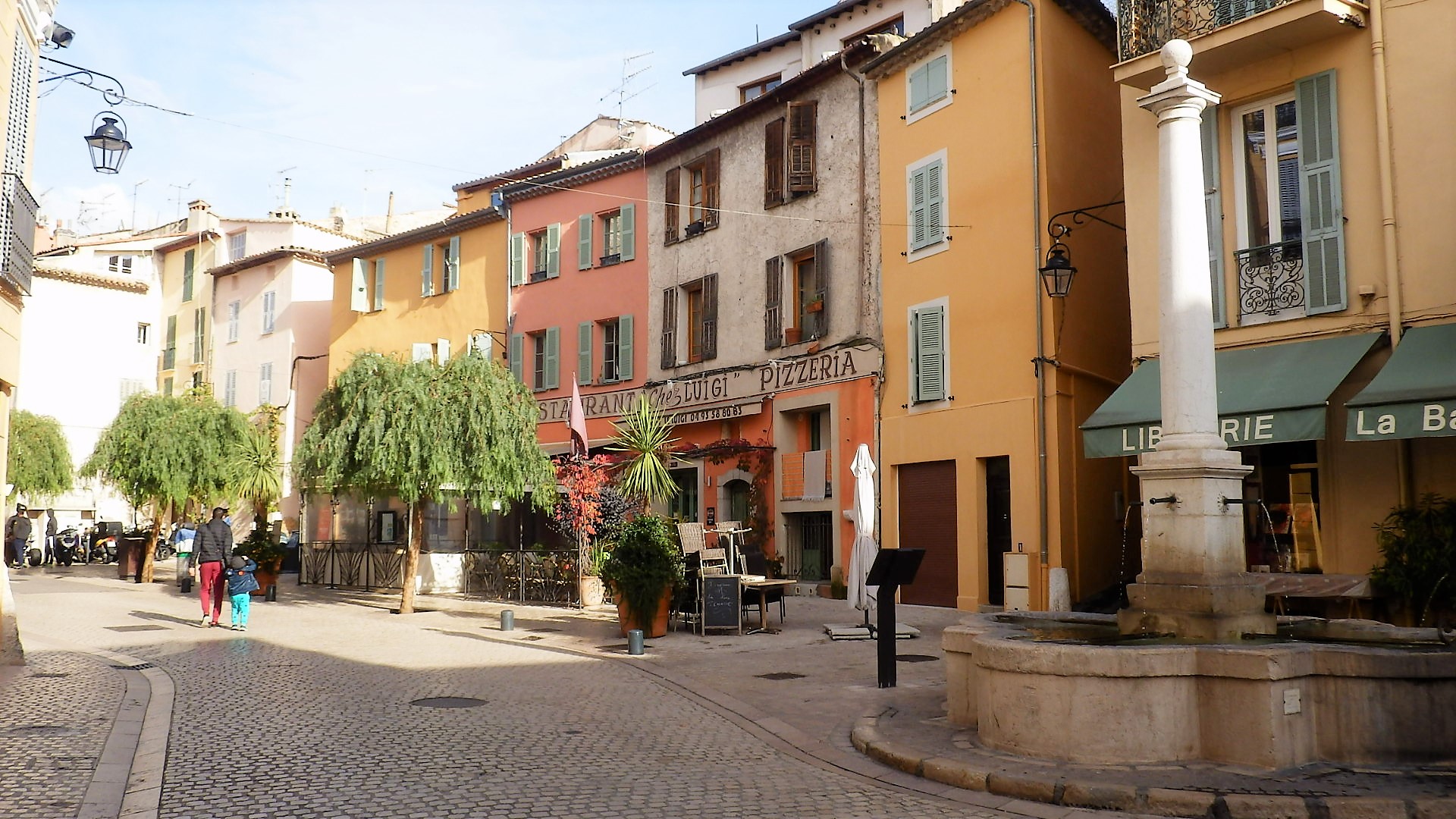 visitez Vence au départ de la maison de vacances