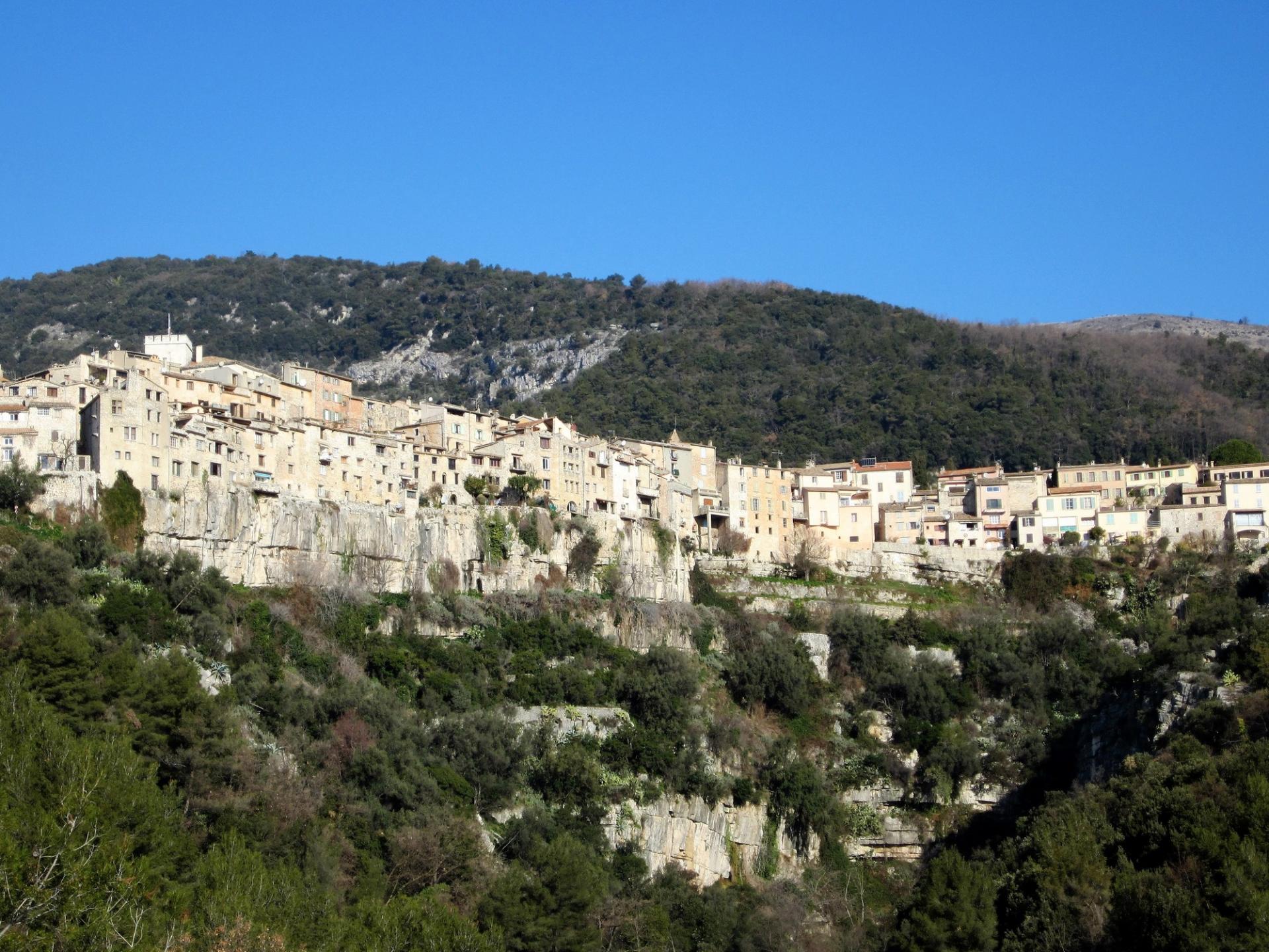 visitez Tourrettes-sur-Loup au départ de la maison de vacances