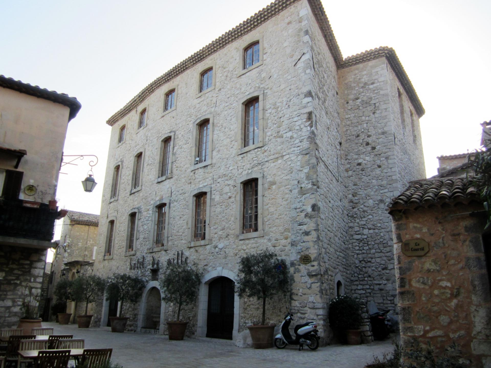 Bezoek Tourrettes-sur-Loup vanuit SINE TEMPORE VENCE