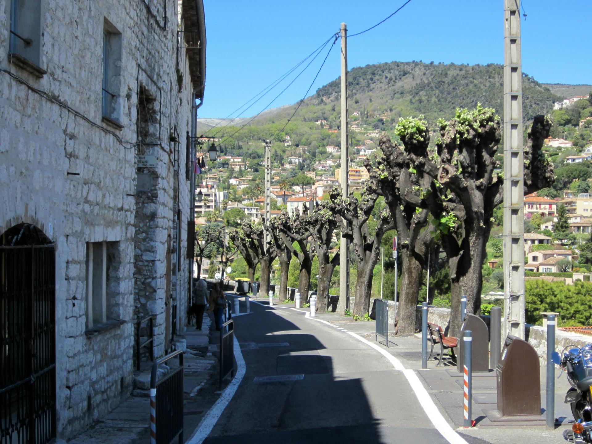 visitez Vence au départ de la maison de vacances