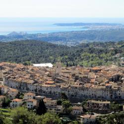 visitez Vence au départ de la maison de vacances